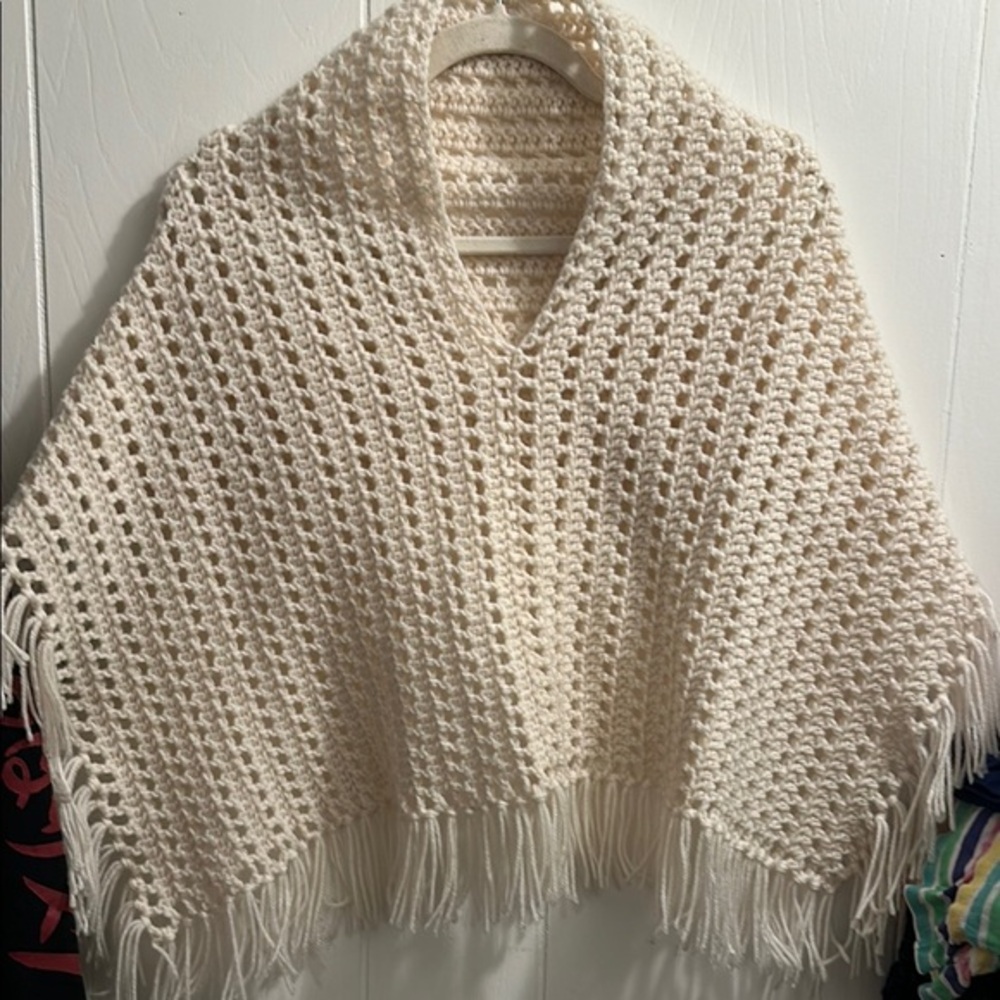 Elegant Cream Knit Poncho